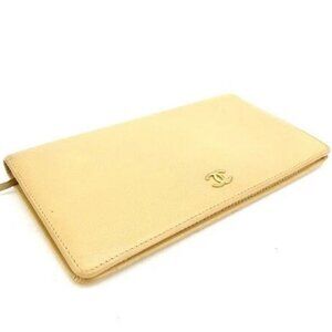 CHANEL Purse beige Women Authentic secondhand